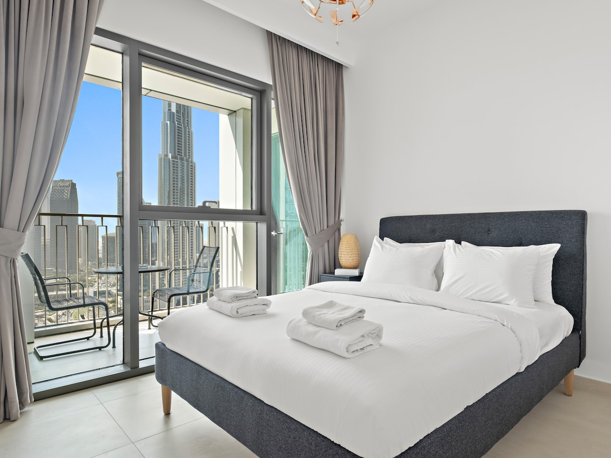 Downtown Views II — 2 BR