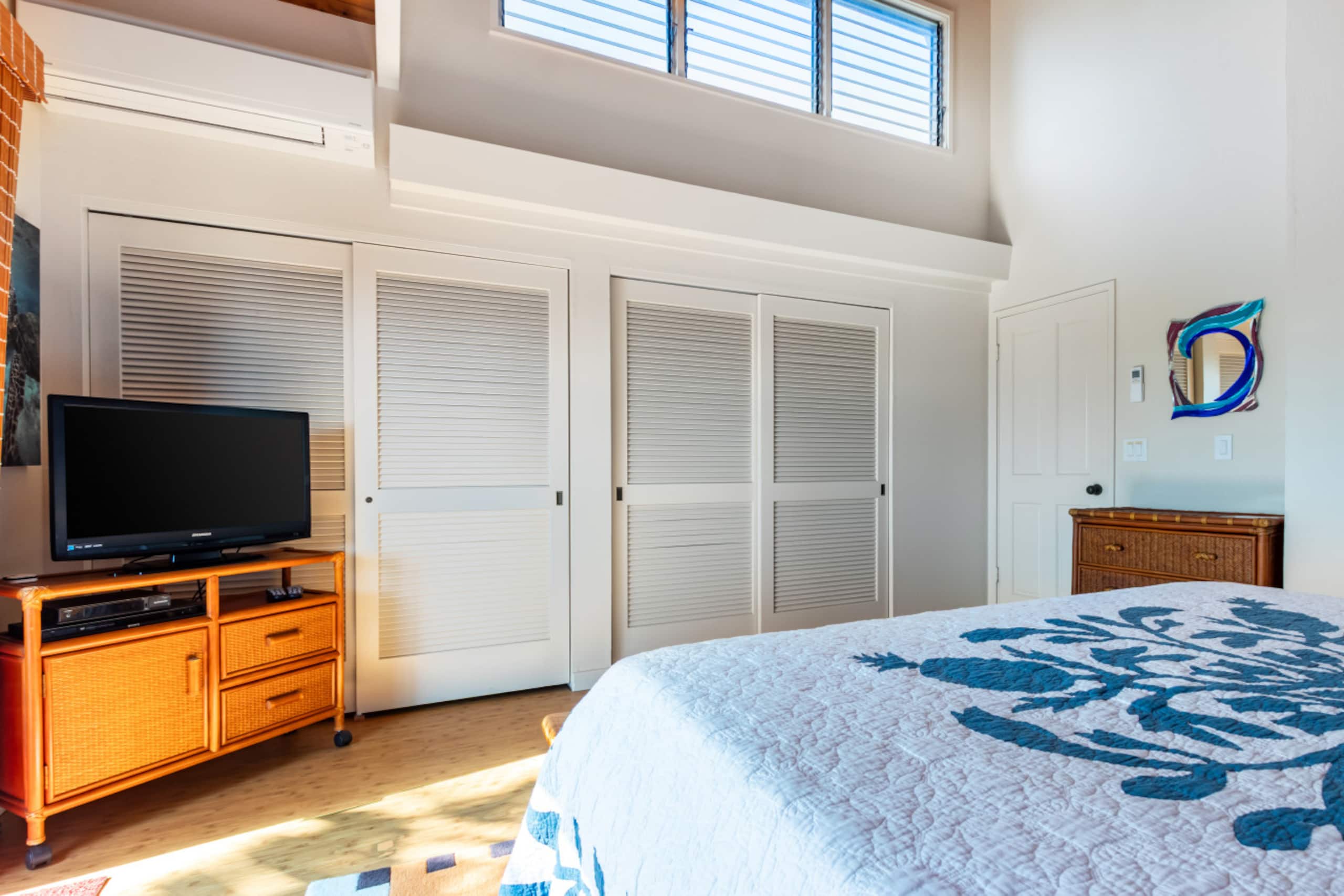 Condo in Kailua-Kona · ★4.96 · 2 bedrooms · 4 beds · 2 baths - Image 16