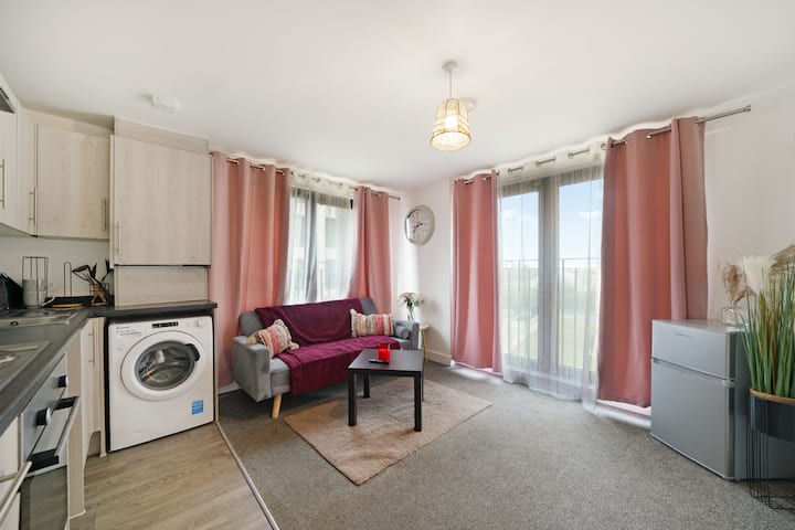 Heathrow Gateway Apartments With Private Parking33 - Slough