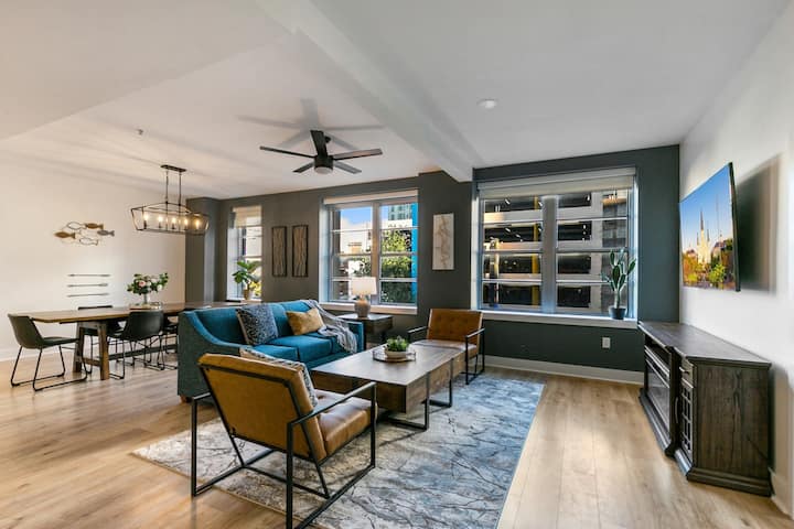 The Big Easy's Finest: 4-br Luxury Condo In Nola - 新奧爾良