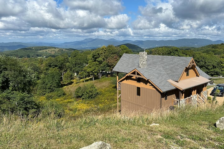 Un Pezzo Di Cielo: Million-dollar Views All Year! - Banner Elk, NC