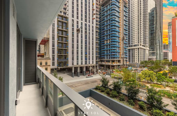 Downtown Gem - Luxury 2br - 2ba - Miami