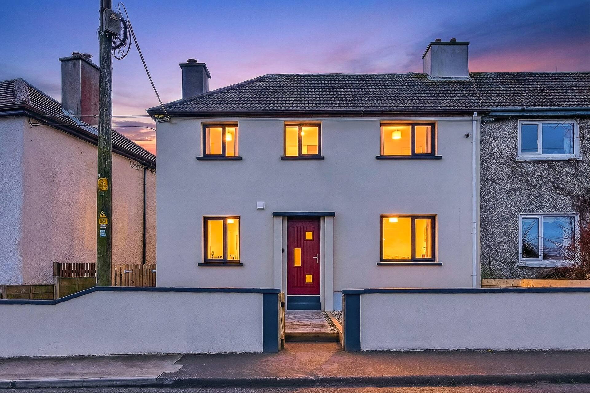 Modern Sligo Stay - Walk to Town, Near Lough Gill
