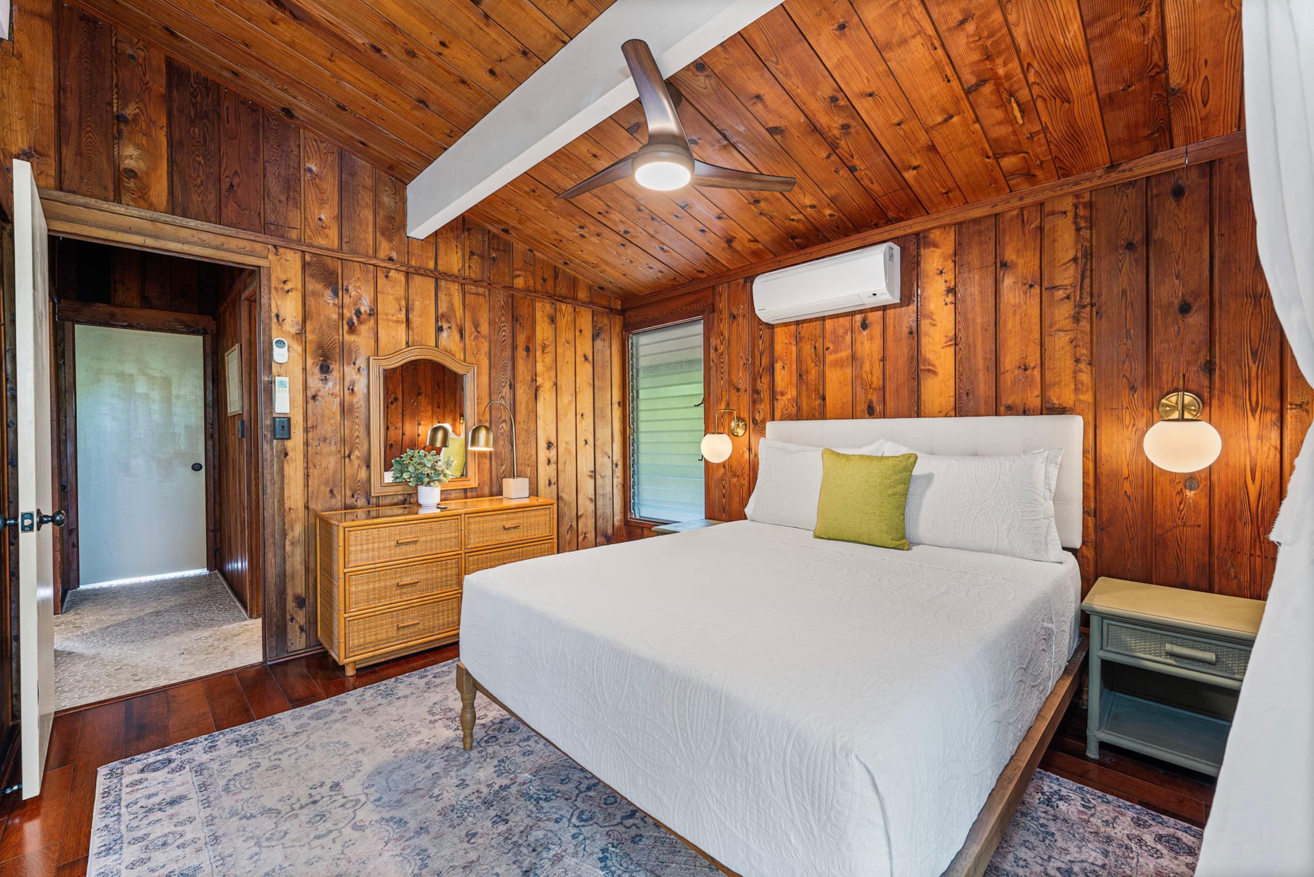 Home in Kailua-Kona · ★4.83 · 3 bedrooms · 4 beds · 3.5 baths - Image 33