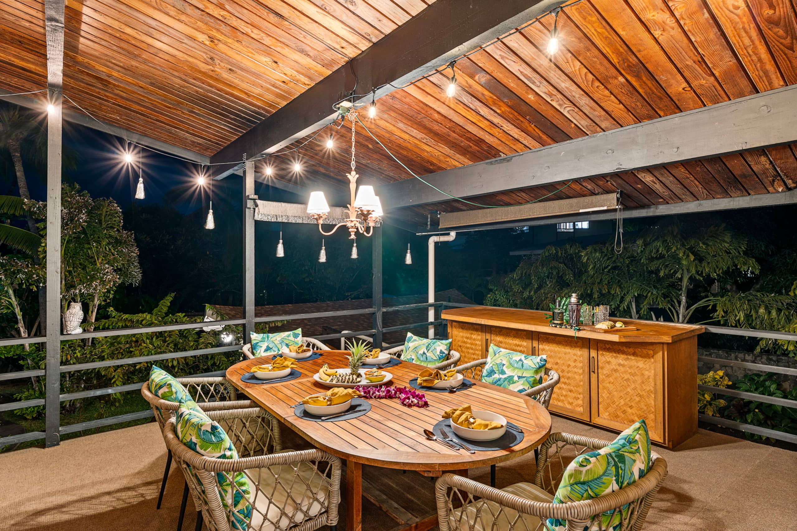 Home in Kailua-Kona · ★4.83 · 3 bedrooms · 4 beds · 3.5 baths - Image 17