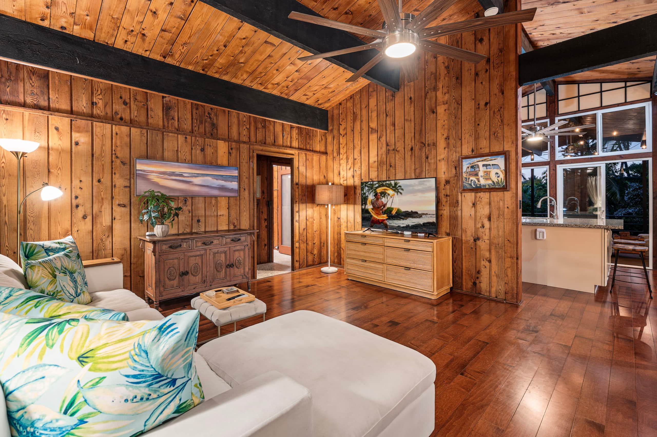 Home in Kailua-Kona · ★4.83 · 3 bedrooms · 4 beds · 3.5 baths - Image 13