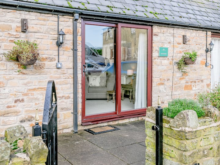 Mill Farm Cottages - Kingfisher - Chesterfield