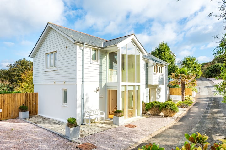 1 Edith Mews - Salcombe