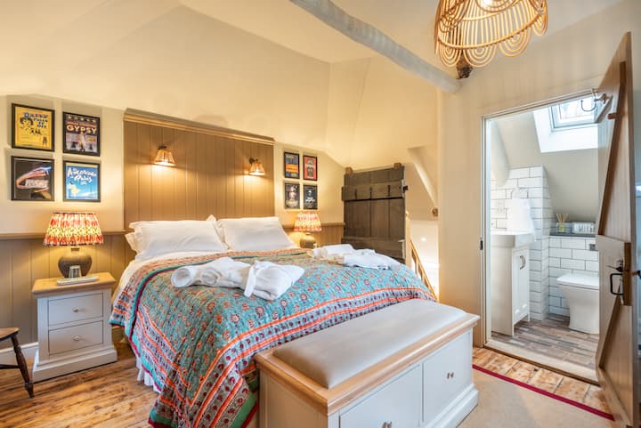 Bothy - Crediton