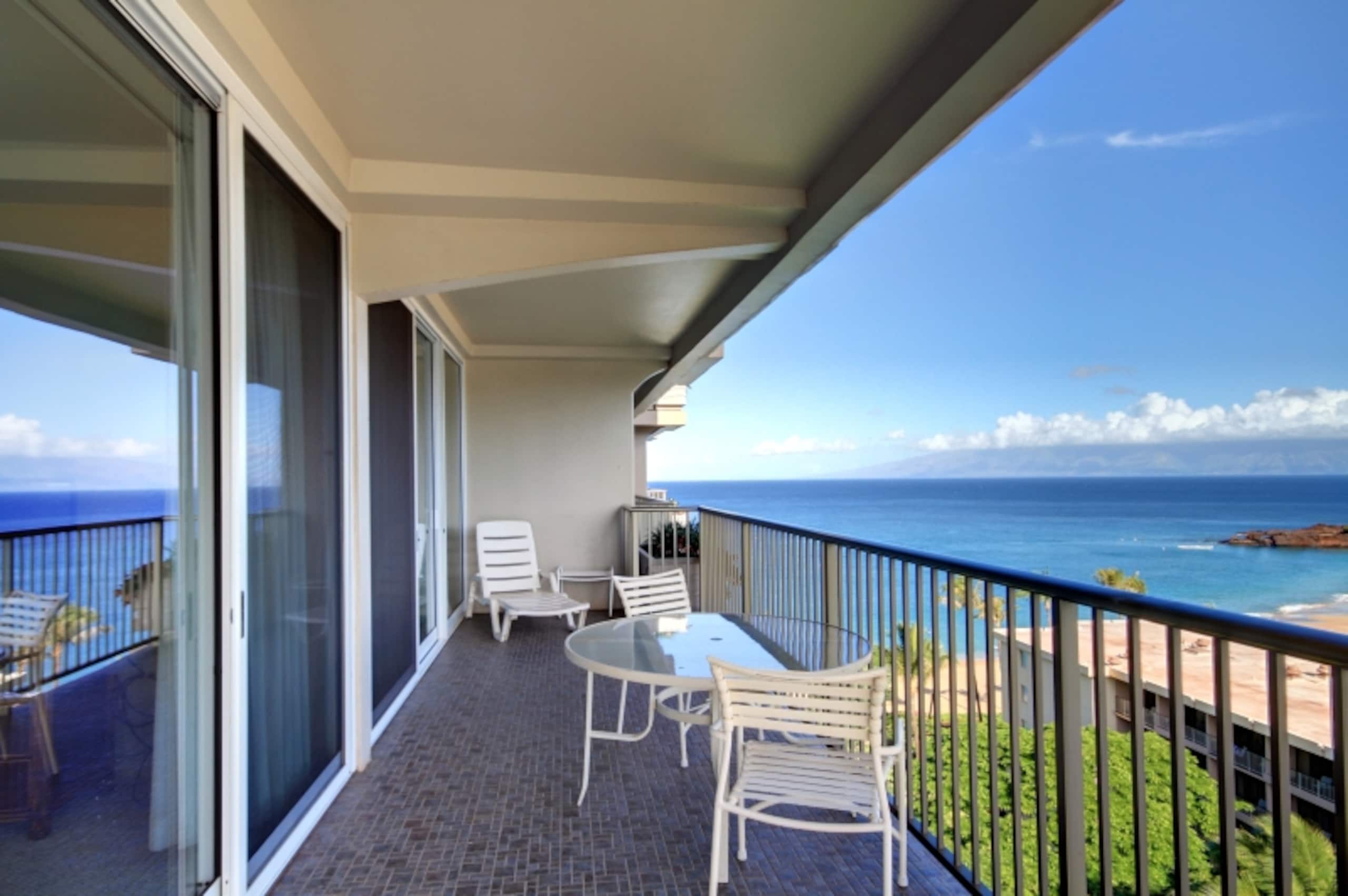 Condo in Lahaina · ★4.86 · 1 bedroom · 2 beds · 2 baths - Image 1