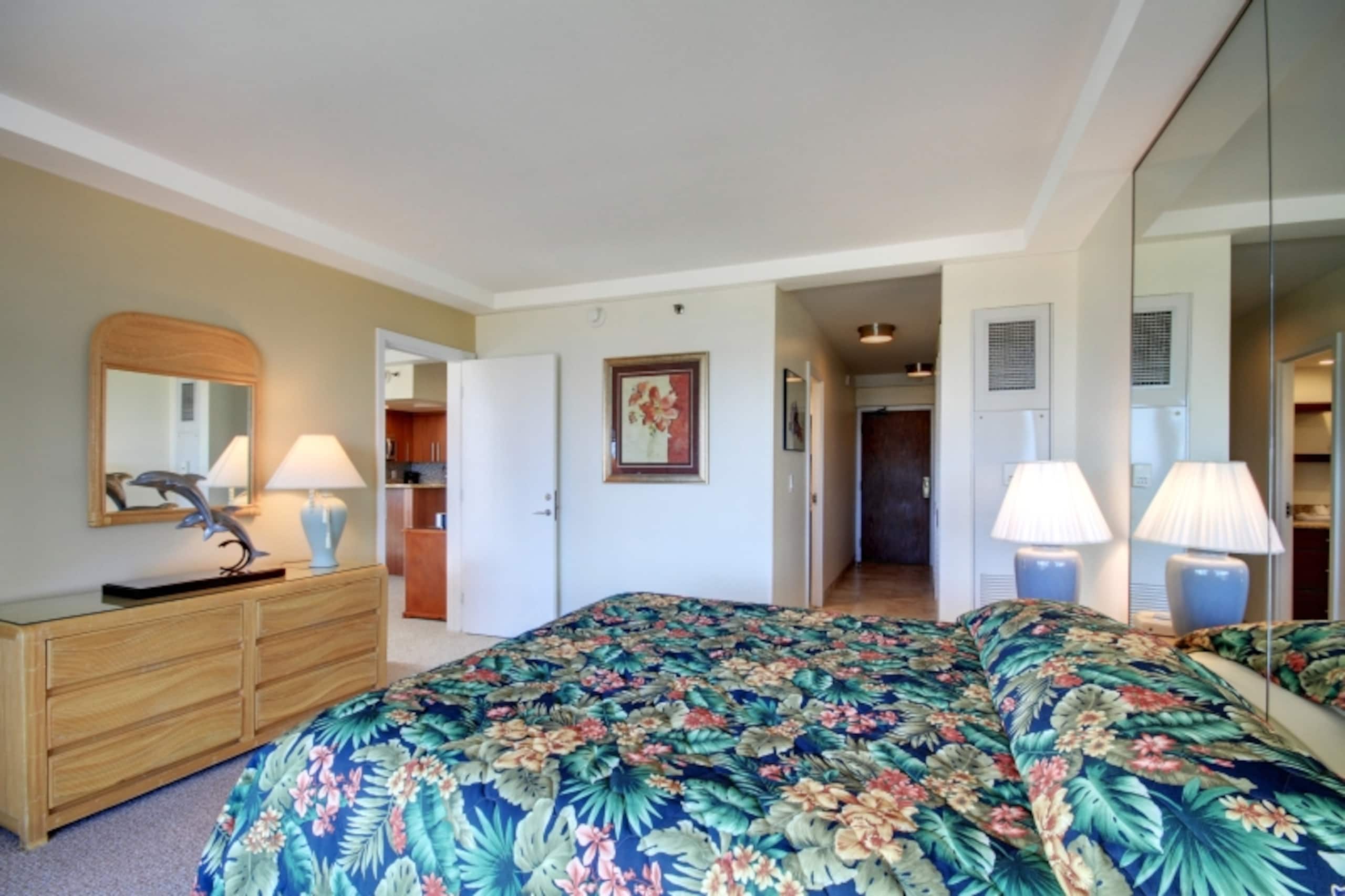 Condo in Lahaina · ★4.86 · 1 bedroom · 2 beds · 2 baths - Image 15