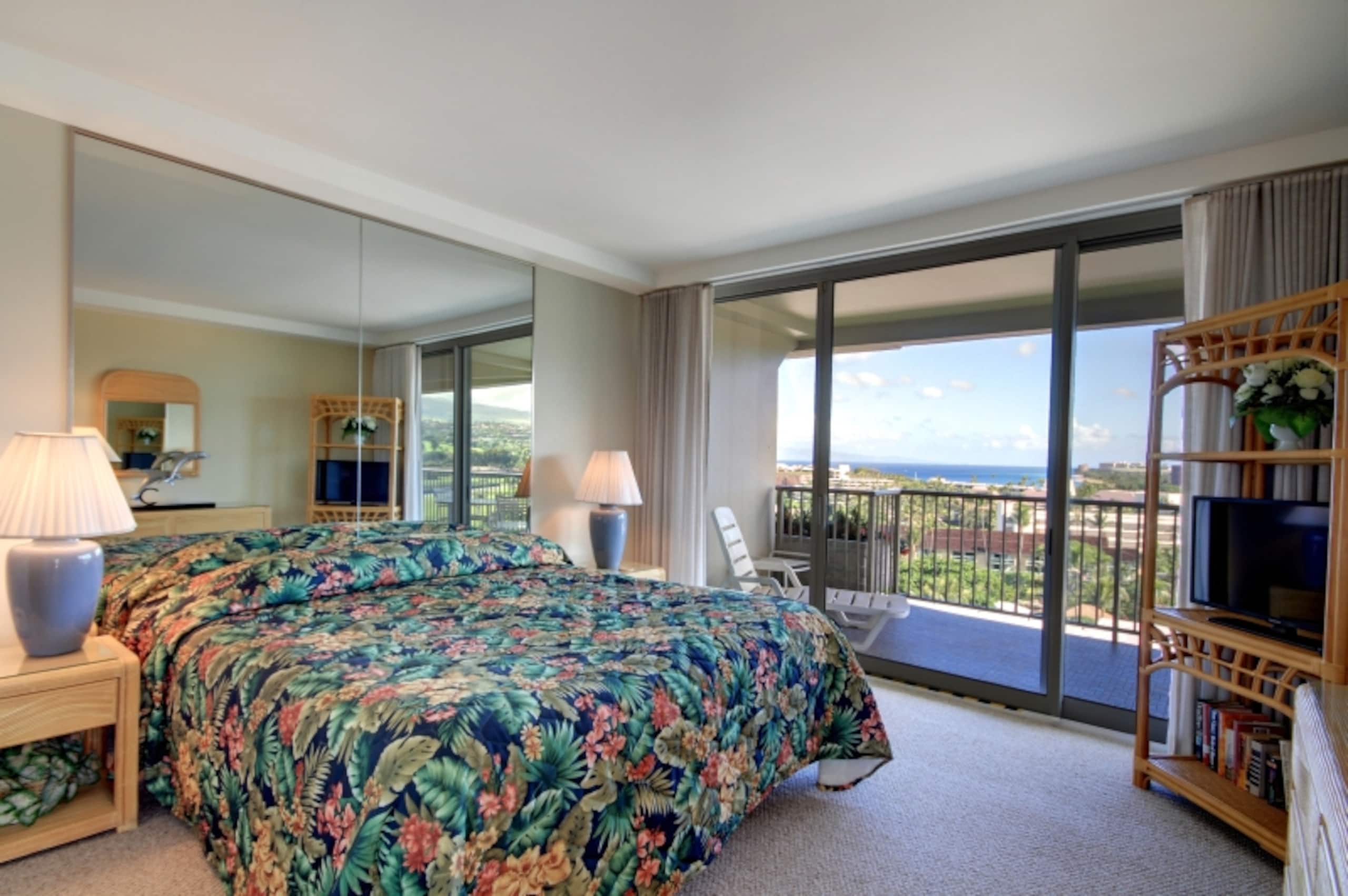 Condo in Lahaina · ★4.86 · 1 bedroom · 2 beds · 2 baths - Image 13