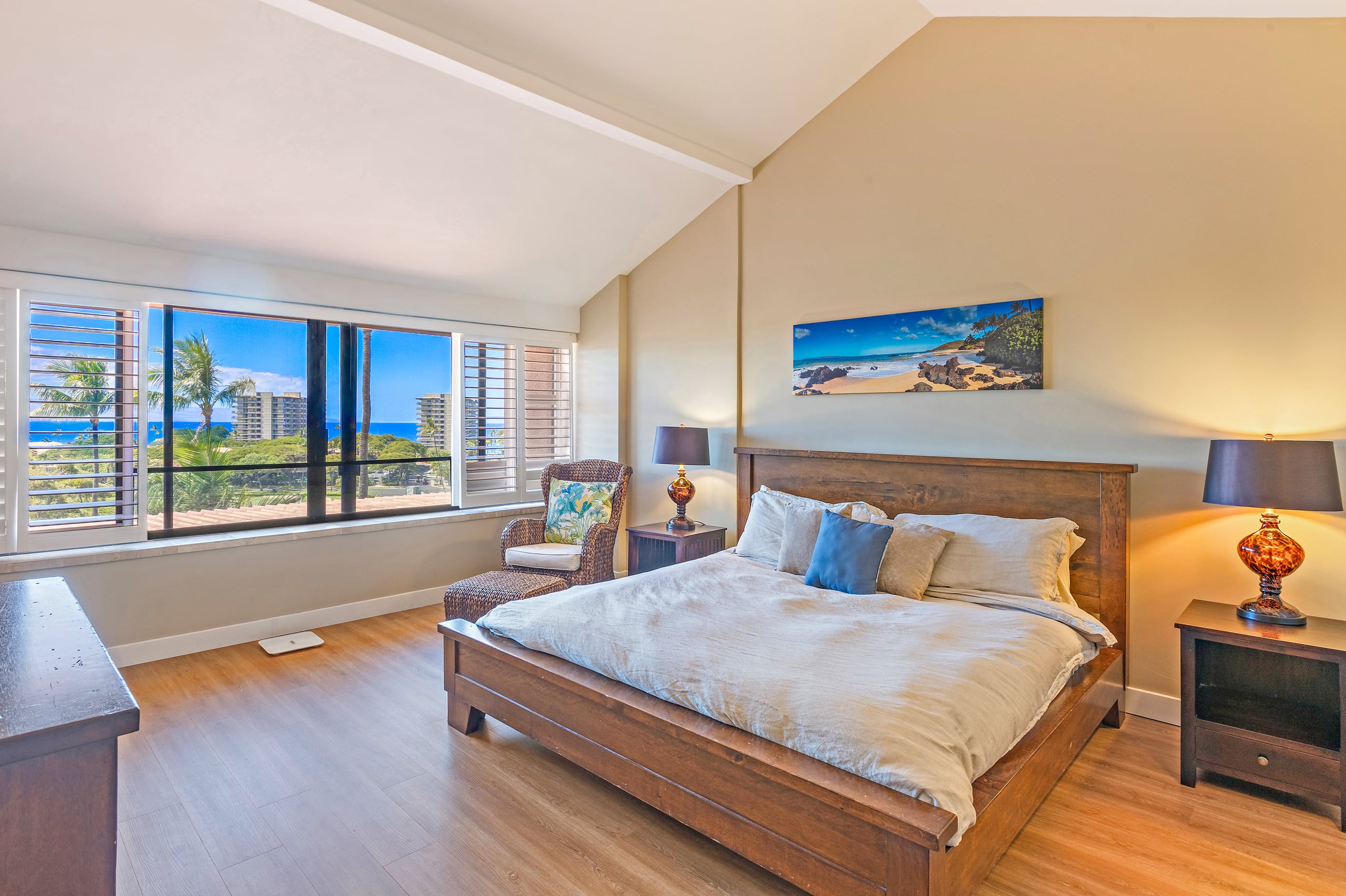Condo in Lahaina · ★4.61 · 2 bedrooms · 3 beds · 2 baths - Image 20