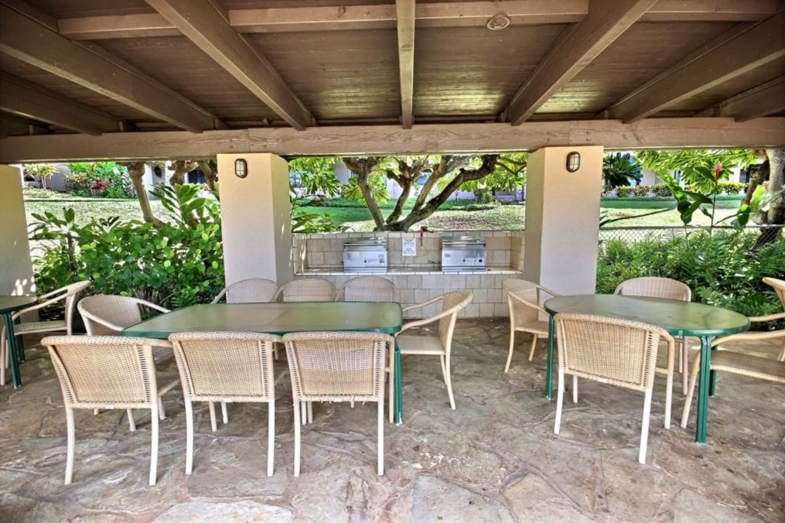 Condo in Lahaina · ★4.61 · 2 bedrooms · 3 beds · 2 baths - Image 32