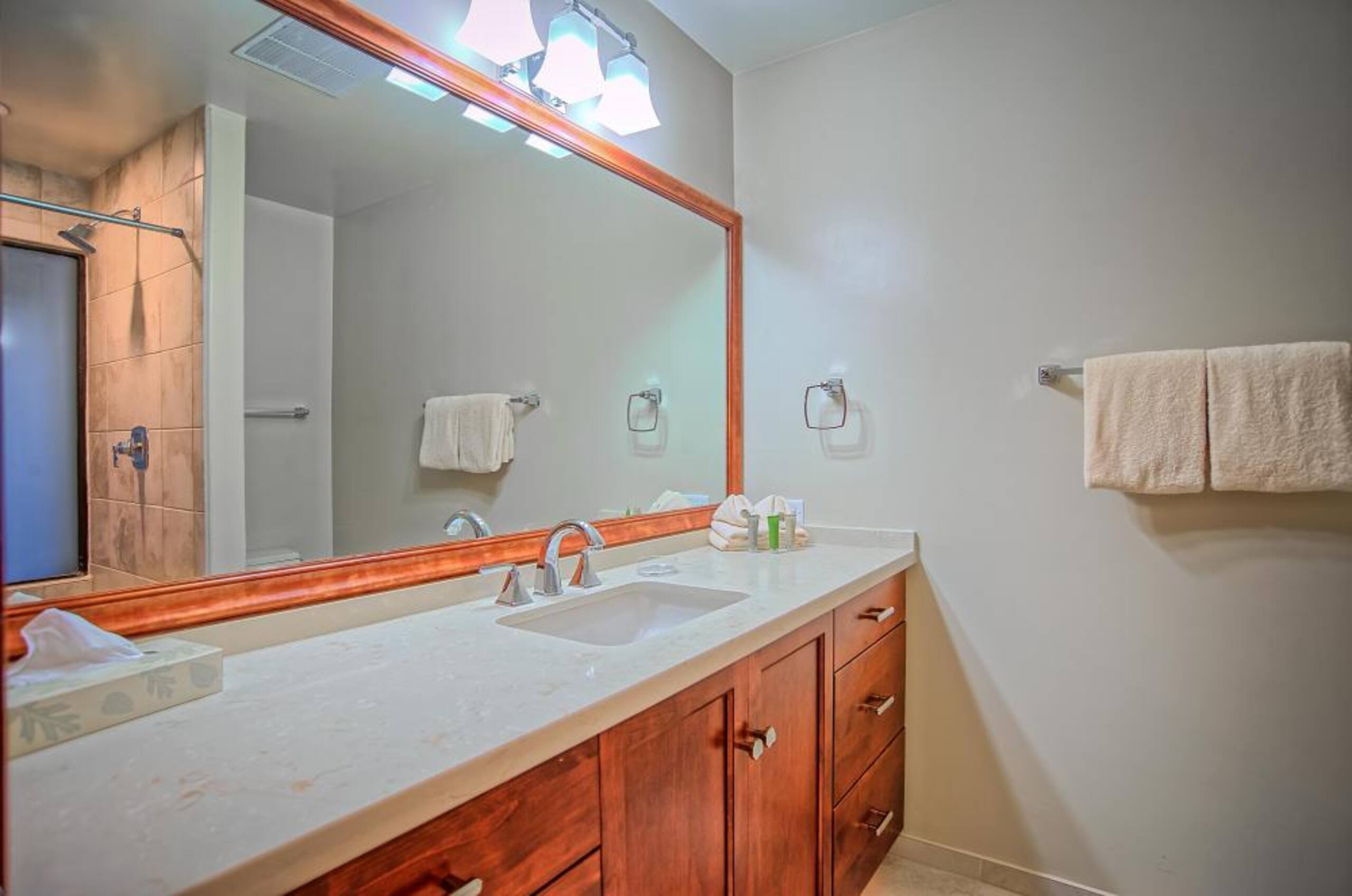 Condo in Lahaina · ★4.88 · 2 bedrooms · 3 beds · 2 private baths - Image 14