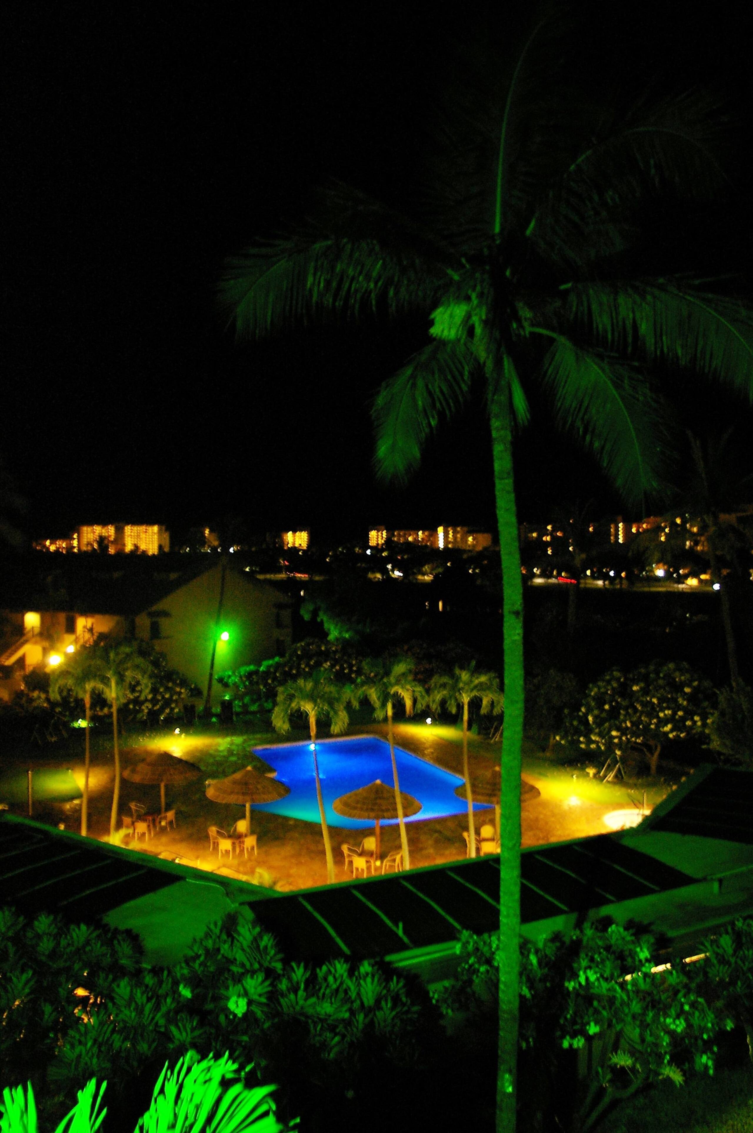 Condo in Lahaina · ★4.88 · 2 bedrooms · 3 beds · 2 private baths - Image 23