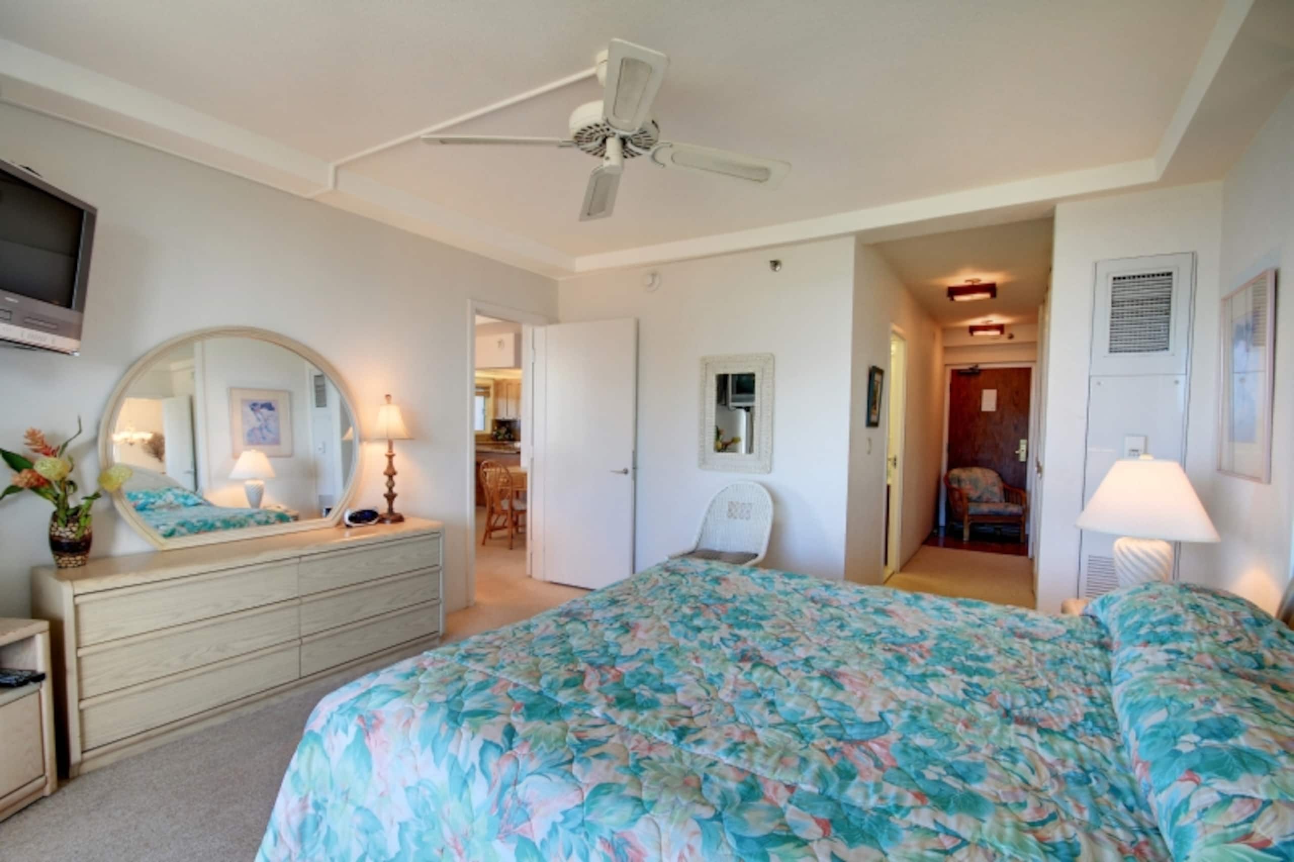 Condo in Lahaina · ★4.67 · 1 bedroom · 2 beds · 2 baths - Image 16