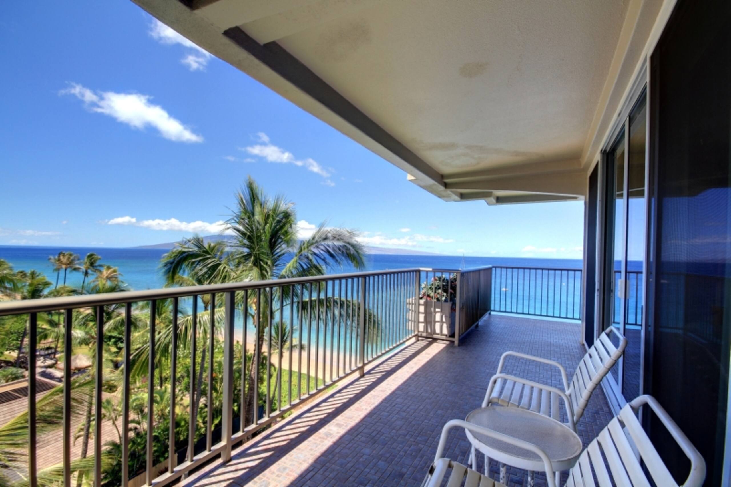 Condo in Lahaina · ★4.67 · 1 bedroom · 2 beds · 2 baths - Image 3