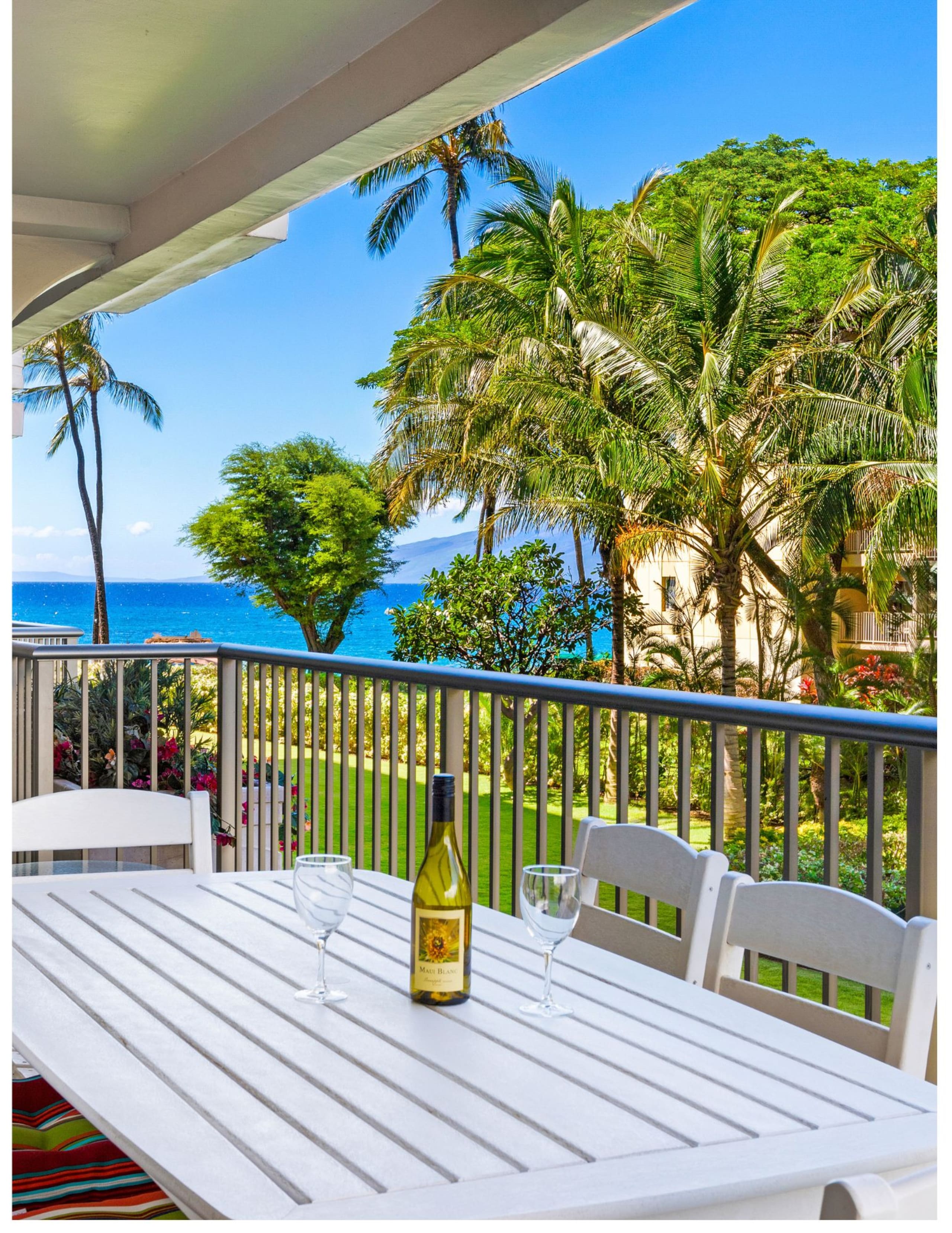 Condo in Lahaina · ★4.57 · 1 bedroom · 2 beds · 2 baths - Image 3