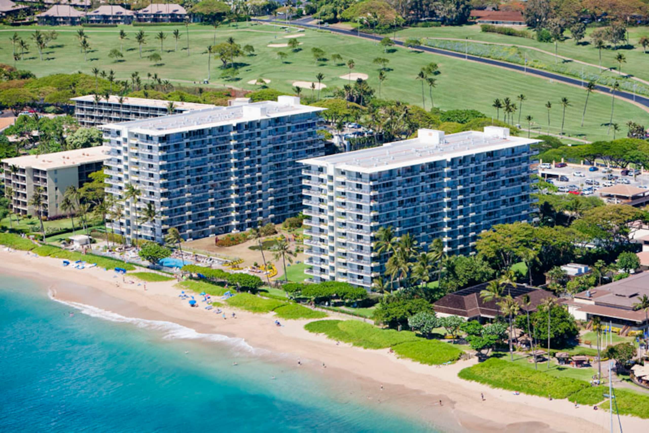Condo in Lahaina · ★4.57 · 1 bedroom · 2 beds · 2 baths - Image 20