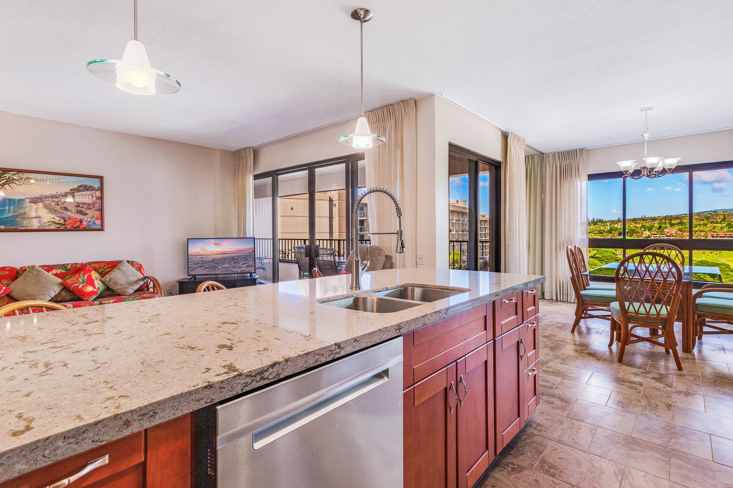 Condo in Lahaina · ★4.93 · 2 bedrooms · 3 beds · 2 baths - Image 4