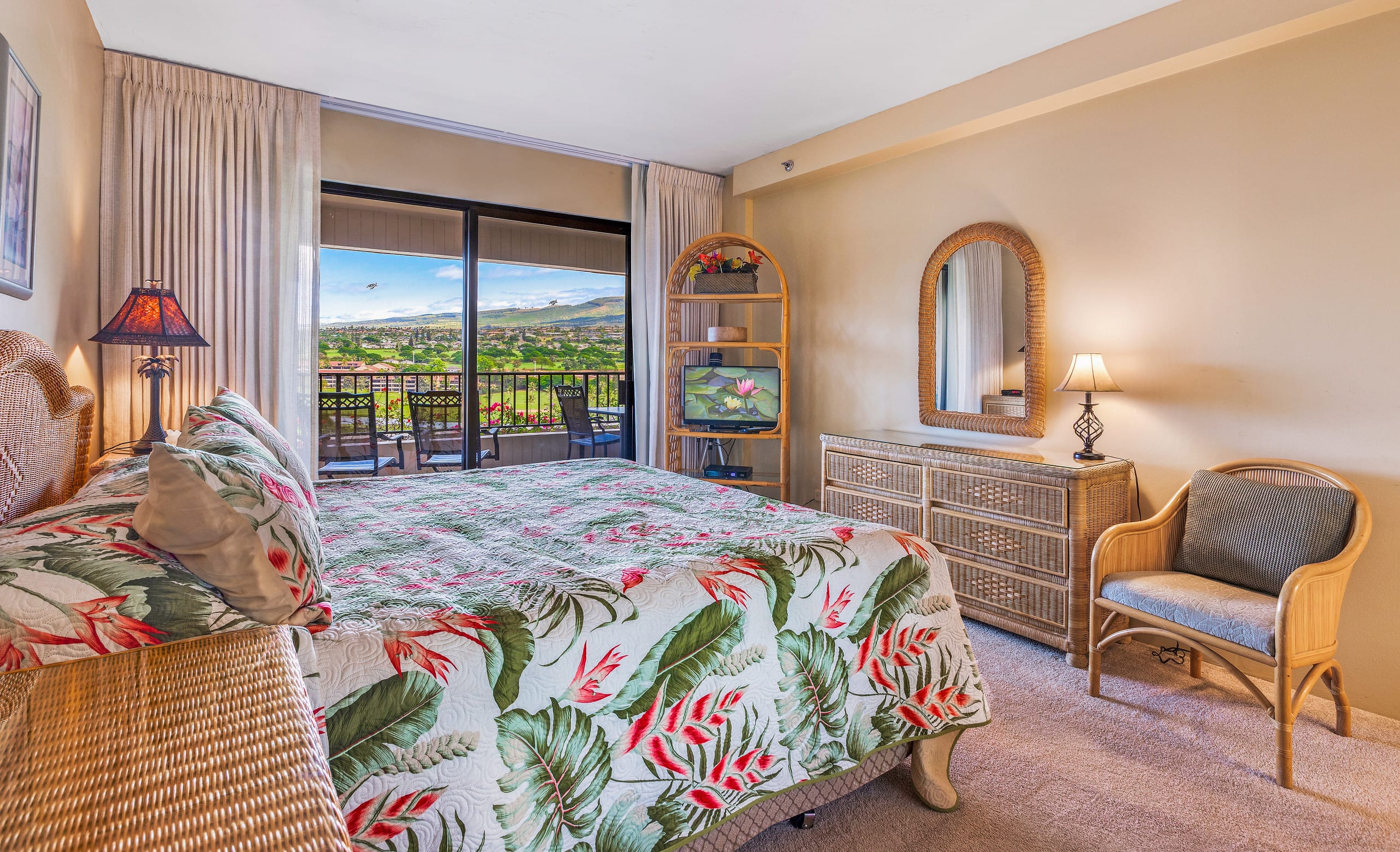 Condo in Lahaina · ★4.93 · 2 bedrooms · 3 beds · 2 baths - Image 21