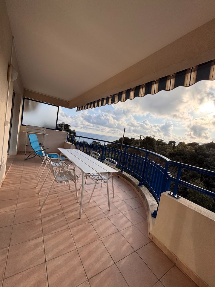 Vue Mer Exceptionnelle Et Plages à 30 Mètres - Cap Estérel