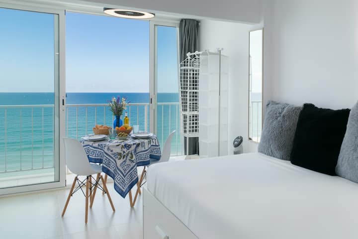 Ocean View Studio | Wifi | 1 Double Bed (2) - Platja d'Aro