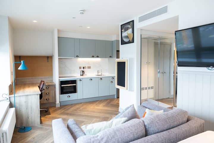 For Students Only Studio Rooms In Cardiff - Cardiff