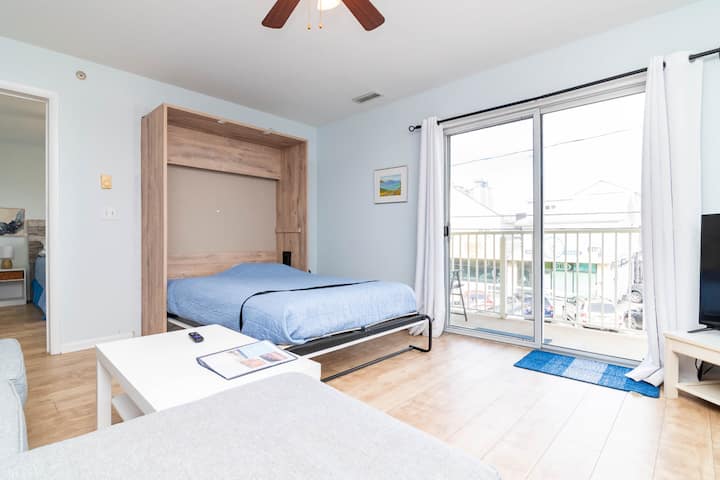 Coastal | Private Balcony | 1 Br | Sleeps 4 - リホーボス・ビーチ, DE