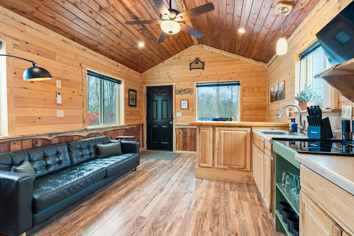 Upland Cabin Retreat | 3 Miles To Downtown - Sandpoint, ID