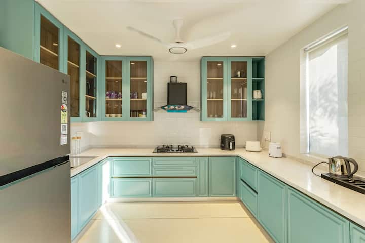 Full kitchen image 6