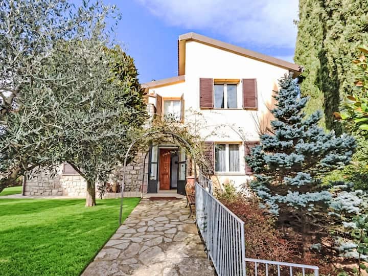 Villa Elisa By Interhome - Monteriggioni