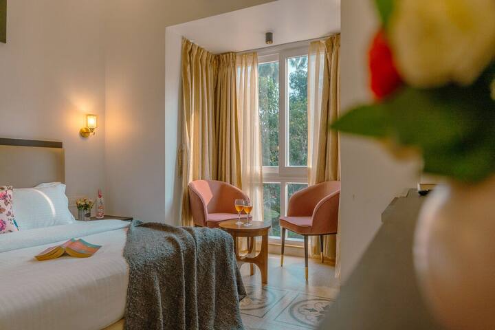 Bedroom 1 image 3