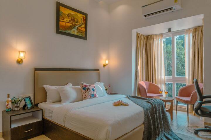 Bedroom 1 image 2