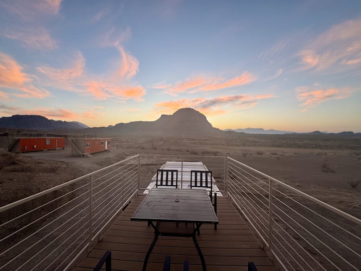Big Bend Desert Stargazer Escape - Terlingua, TX