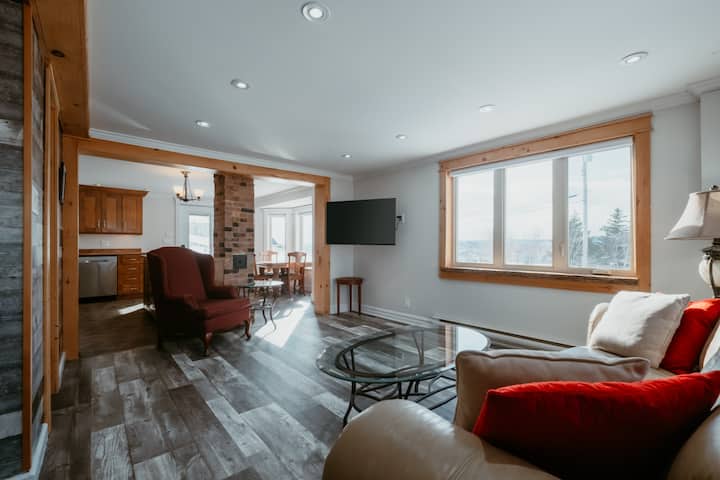 Signal Hill Lookout | 2 Bed 2 Bath | Harbour View - St. John’s