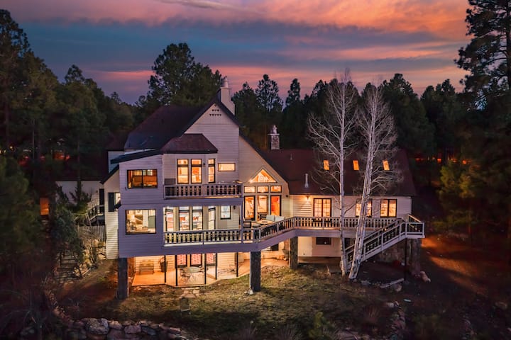 Black Diamond Manor In Flagstaff - Flagstaff, AZ