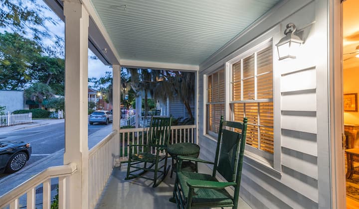 1br Cottage Near Bay Street + Free Breakfast - Beaufort, SC