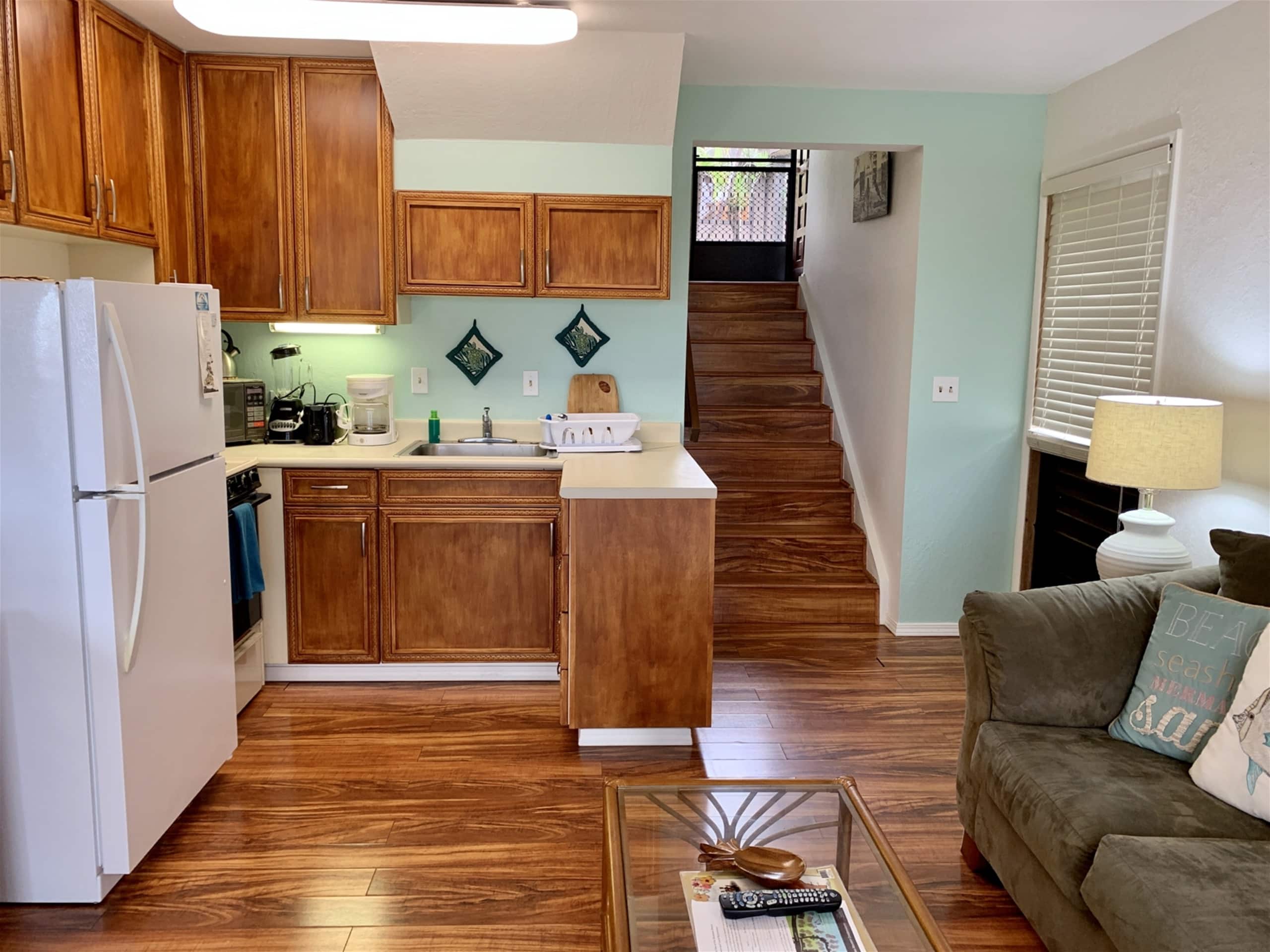 Condo in Pahala · ★4.57 · 1 bedroom · 2 beds · 1 shared bath - Image 4