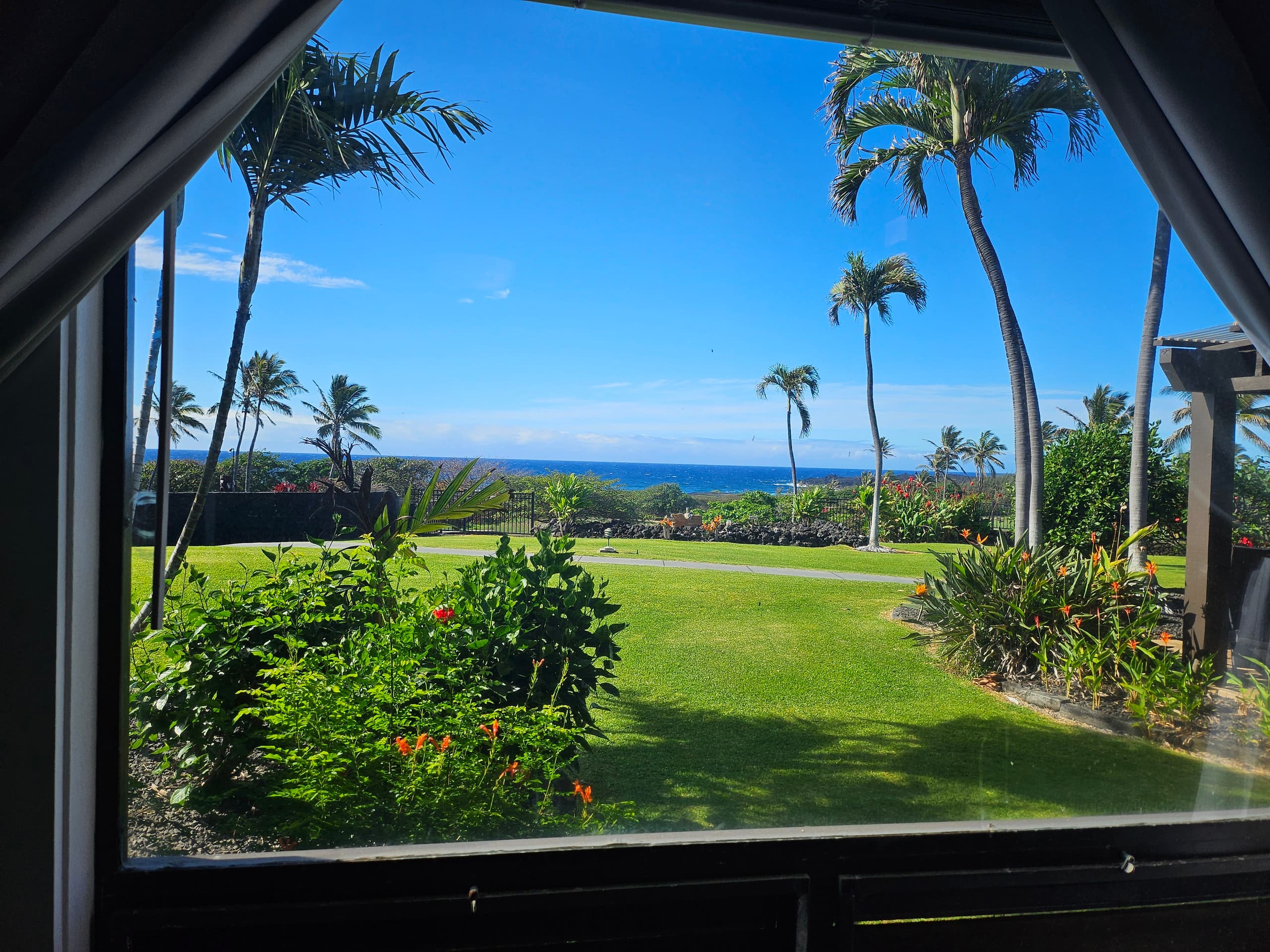 Condo in Pahala · ★4.65 · Studio · 2 beds · 1 private bath - Image 4