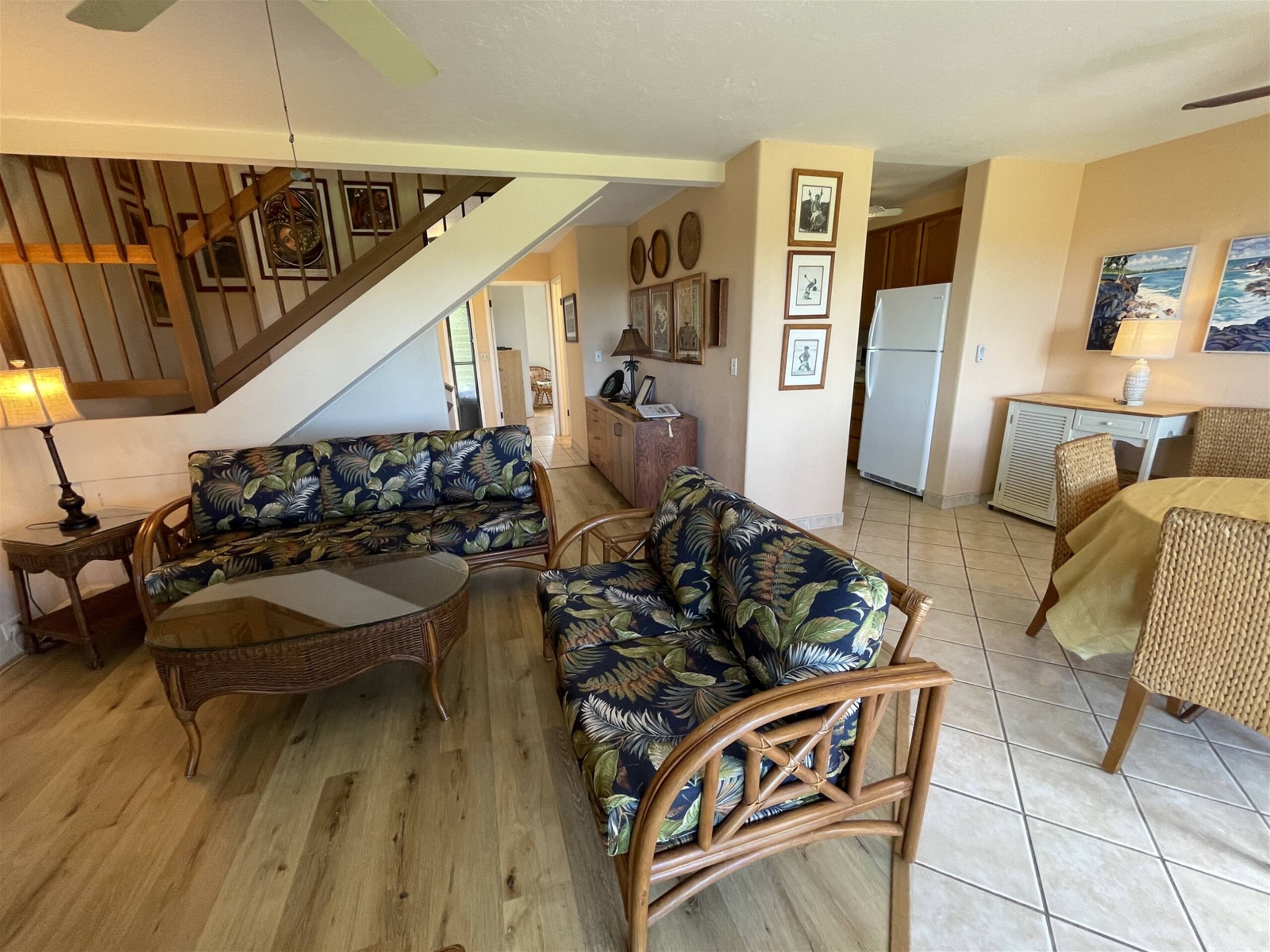 16 2 bed/2 bath Two Story Condo with Stunning Oce - Photo 20