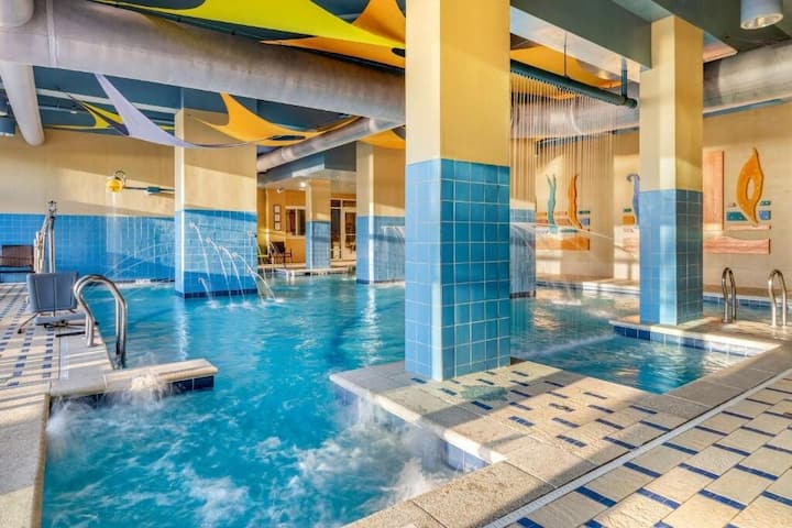 Virginia Beach Room With Stunning Ocean View - Virginia Beach, VA