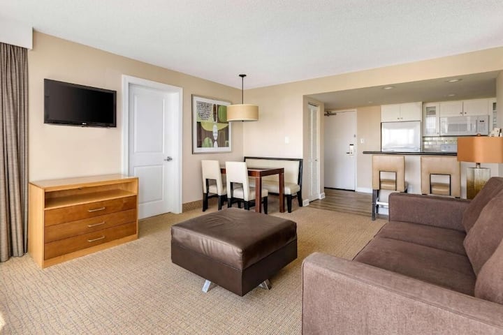 Relaxing 3 Units L Beach Escape W/ Outdoor Pool - Virginia Beach