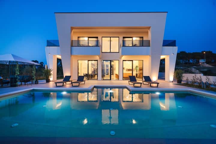 Luxury Villa Odeona With Panoramic Seaview And Poo - Zadar