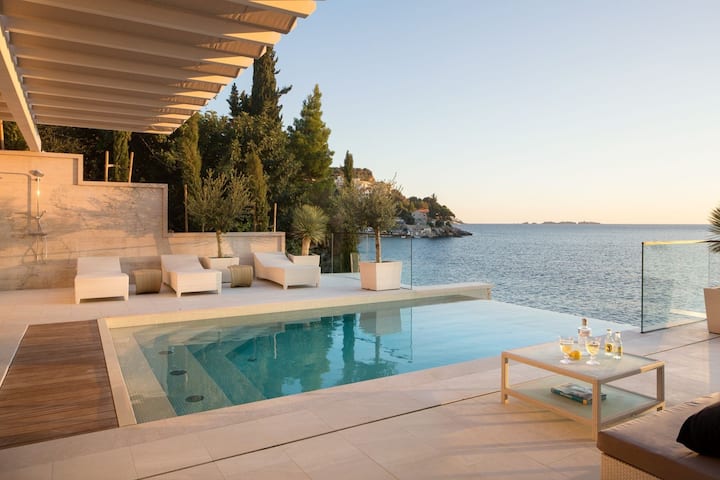 Zaton Luxury Villa With Heated Pool & Sea Access - Slano