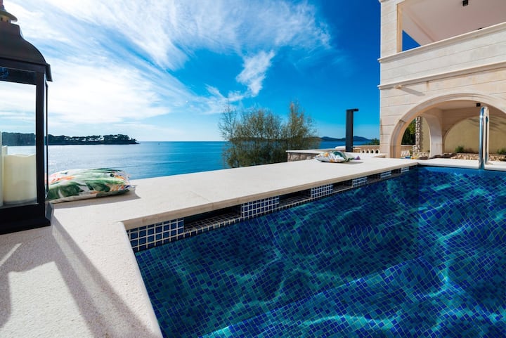 Luxury Seafront Villa Zion Dubrovnik With Pool And - Dubrovnik