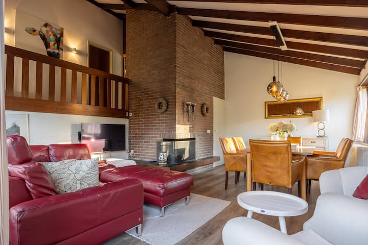Irislaan 29 | Modern Holiday Home With Large Garde - Domburg