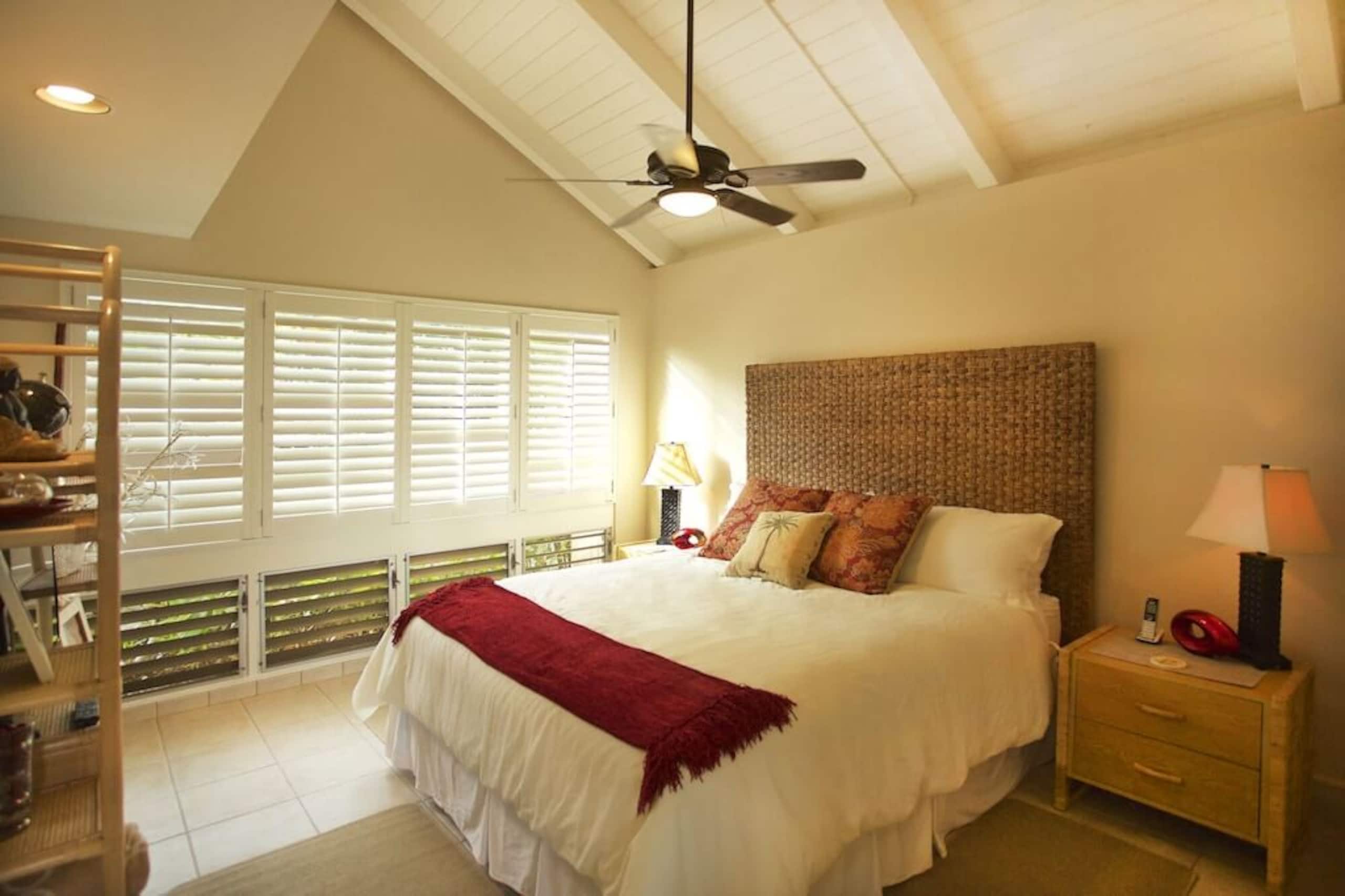 Townhouse in Princeville · ★4.91 · 2 bedrooms · 2 beds · 2 baths - Image 13