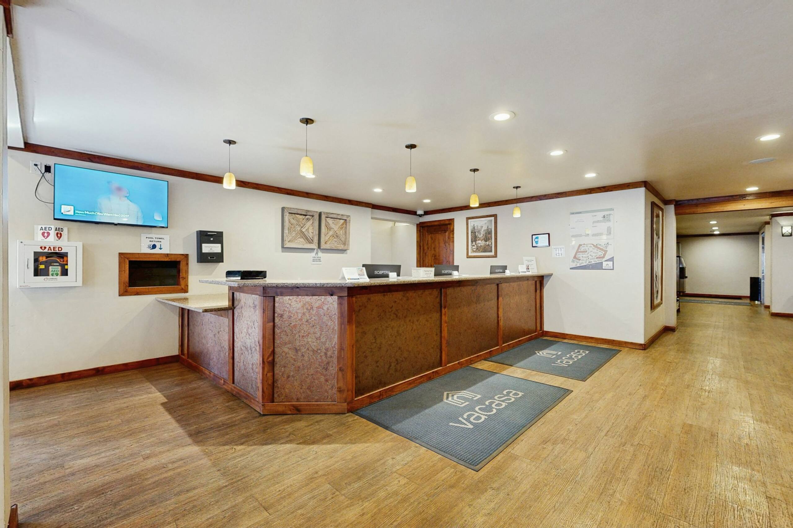 Lakefront Townhouse, Private Hot Tub, 270 Views - Photo 27